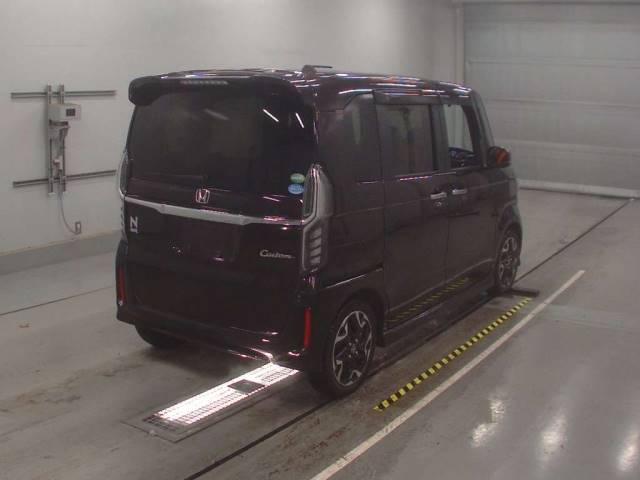 889 HONDA N BOX JF3 2018 г. (CAA Tokyo)